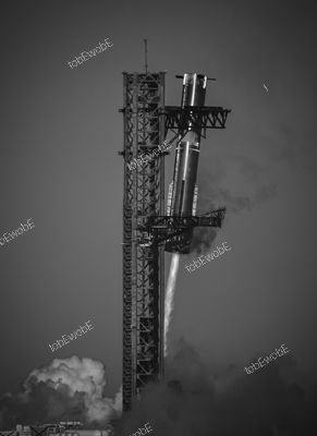 Starship Superheavy Flight 7 Catch